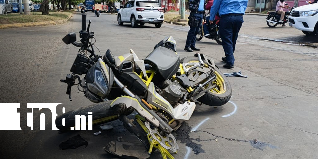 Foto: Motociclista sufre accidente y, en plena emergencia, le roban el celular/TN8