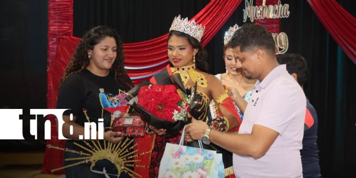 1 Foto: Abigail de los Ángeles Wislop conquista la corona de Muchacha 47/19 en Siuna/TN8