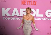 Karol G conmueve al mundo con una imagen entre lágrimas y una confesión íntima Foto:Karol G rompe el silencio con lágrimas en los ojos y conmueve a millones/Cortesía