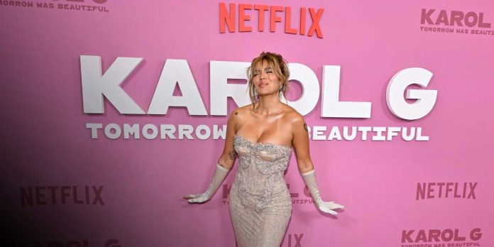 Foto:Karol G rompe el silencio con lágrimas en los ojos y conmueve a millones/Cortesía