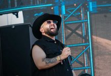 Foto:Carin León conmueve al dedicar emotivo mensaje a Venezuela en pleno concierto/Cortesía