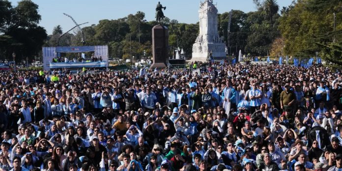 Foto: Hombre fallece en medio de festejos por clasificación de Argentina/Cortesía Foto: Hombre fallece en medio de festejos por clasificación de Argentina/Cortesía