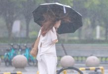 Bavi se debilita tras tocar tierra, pero mantiene en alerta a gran parte de China Foto: Bavi se debilita, pero mantiene en alerta a China/Cortesìa
