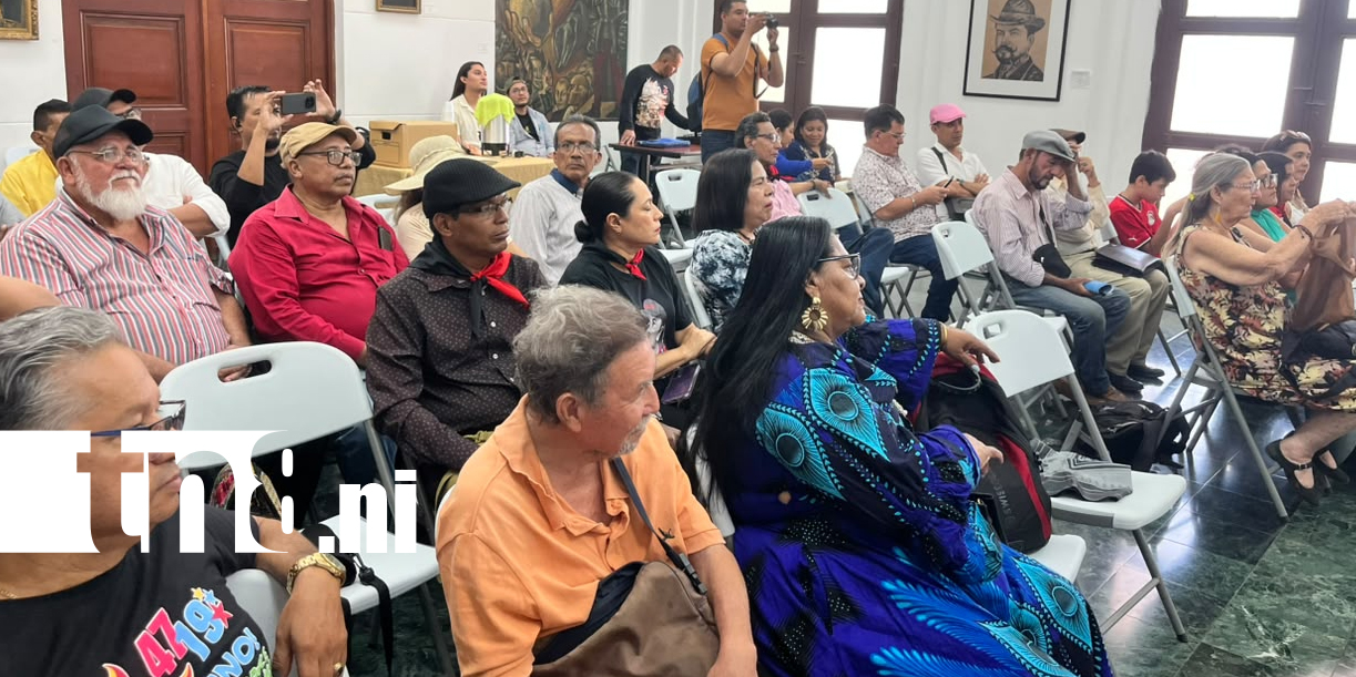 Foto: Poesía reúne a poetas de Nicaragua en jornada cultural/TN8