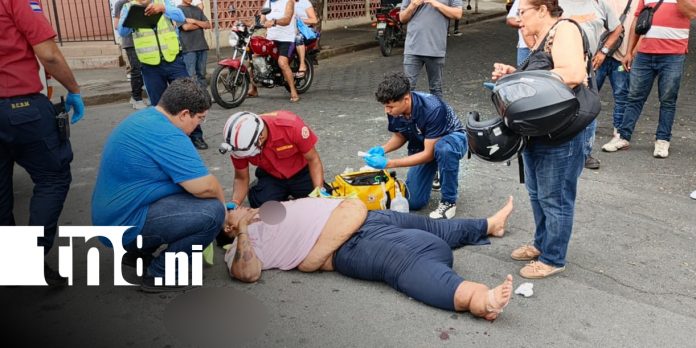 1 Foto: Irrespeto a señal de alto deja motociclista gravemente lesionado en Managua/TN8