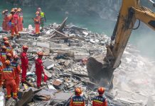 Derrumbe en China deja ocho muertos y 34 desaparecidos tras intensas lluvias Foto: Derrumbe en China deja ocho muertos y 34 desaparecidos/Cortesìa