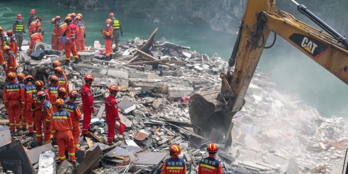 Foto: Derrumbe en China deja ocho muertos y 34 desaparecidos/Cortesìa Foto: Derrumbe en China deja ocho muertos y 34 desaparecidos/Cortesìa