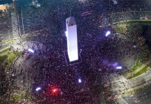 Disturbios en el Obelisco tras derrota de Argentina dejan heridos y detenidos Foto: Disturbios en Buenos Aires tras derrota de Argentina/Cortesía