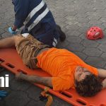 Fuerte accidente entre motocicleta y camioneta deja un lesionado en Juigalpa, Chontales Foto: Accidente entre moto y camioneta deja lesionado en Juigalpa/TN8