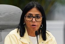 Foto: Estado Mayor coordina atención en La Guaira en Venezuela/Cortesía