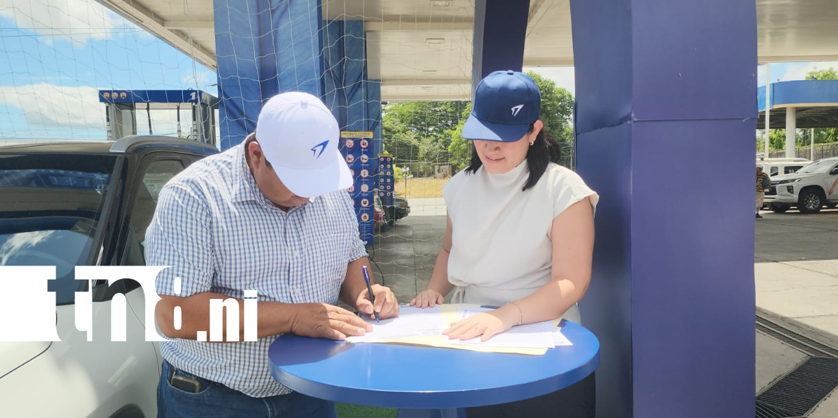 Foto: ¡La suerte llegó a León! Cliente de UNO recibe Toyota Yaris Cross 2026 /TN8