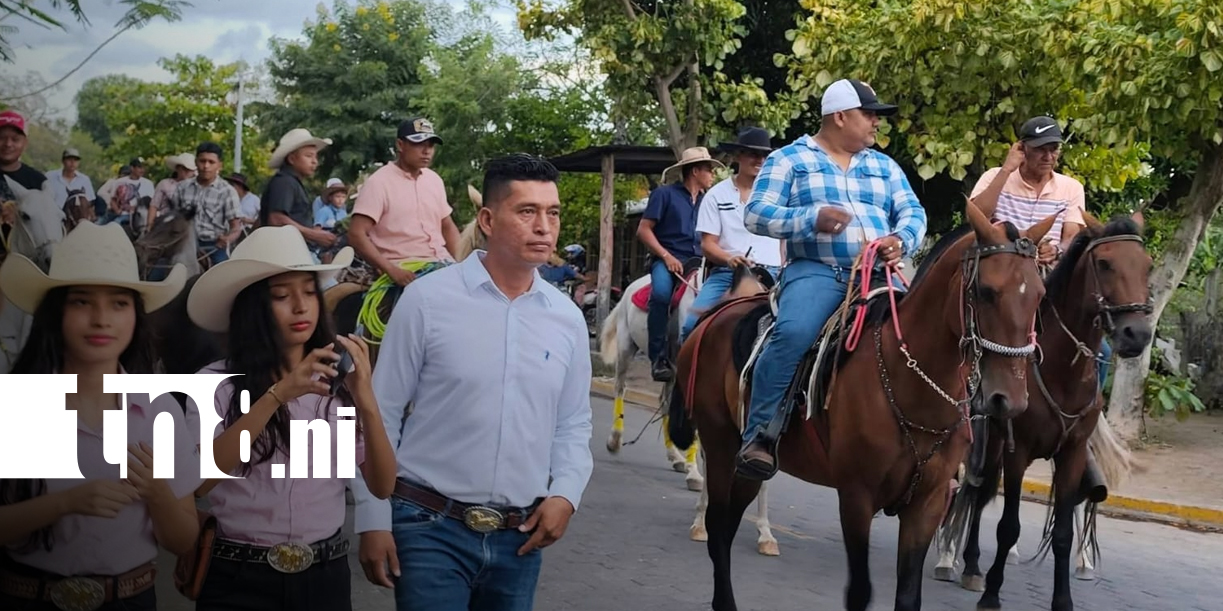 Foto: Ometepe se viste de tradición: arrancan fiestas de Santa Ana en Moyogalpa/TN8