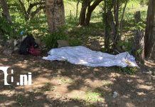 Hombre pierde la vida de forma repentina a un lado de carretera en Juigalpa, Chontales Foto: Hombre muere de forma repentina en carretera de Juigalpa/TN8
