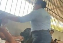 Foto: Maestra detenida por presunta agresión en Honduras/Cortesìa