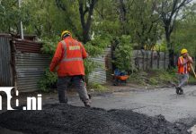Foto: "Ni la lluvia los detiene": avanza obra vial en Managua/TN8