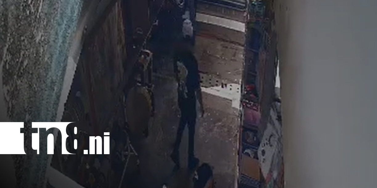 Foto: Robo en Mercado Oriental queda grabado en cámaras/TN8