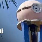 Foto: Adiós a un símbolo histórico: retiran la Torre del Centenario del parque central de Corinto / TN8