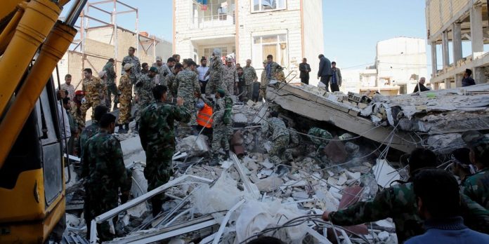 2 Foto: Dos fuertes sismos sacuden el oeste de Irán y generan alarma entre la población / Cortesía