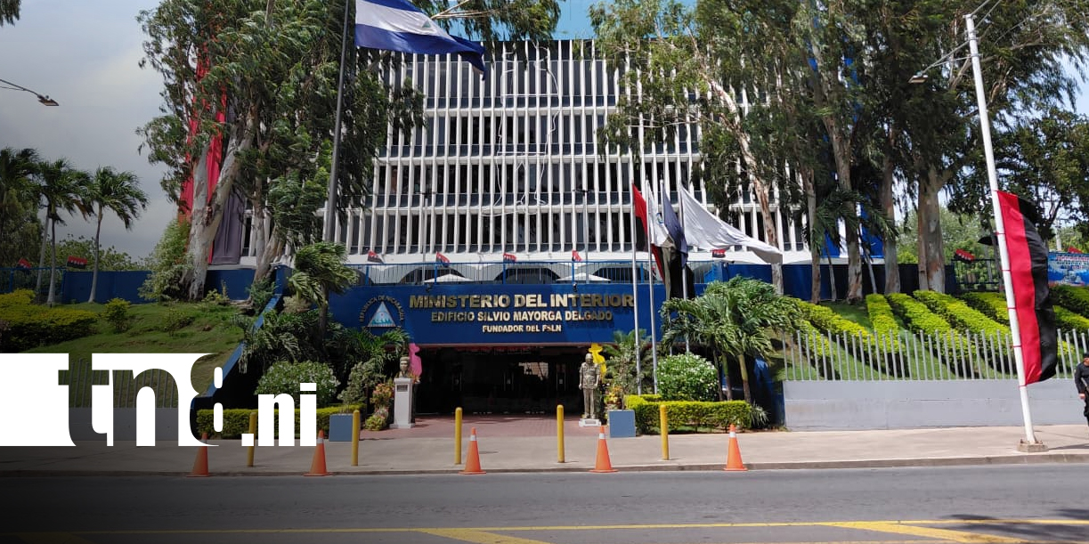 Foto: Ministerio del Interior brindó 145 mil servicios en una semana/TN8