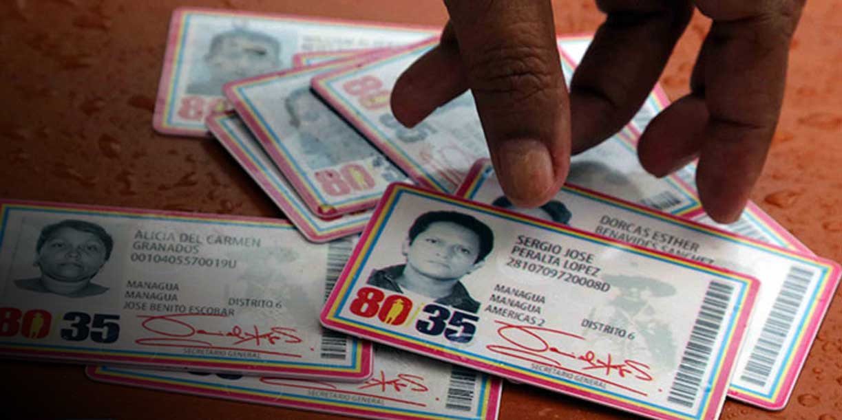Foto:Más de 30 mil estudiantes universitarios reciben carnet de militante en Nicaragua/Cortesía