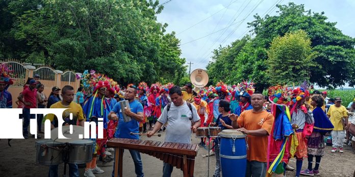 Foto: Nandaime celebra la peregrinación hacia La Orilla en honor a Santa Ana/TN8