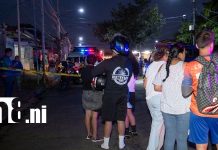 Joven queda lesionado tras ser embestido por un camión en Carretera Norte, Managua Foto: Joven resulta lesionado en Carretera Norte, Managua/TN8