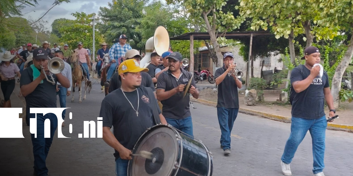 Foto: Ometepe se viste de tradición: arrancan fiestas de Santa Ana en Moyogalpa/TN8
