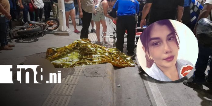 Foto: Violento impacto deja una mujer fallecida y 4 lesionados/TN8 Foto: Violento impacto deja una mujer fallecida y 4 lesionados/TN8