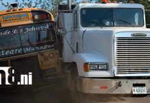 Choque entre bus Managua-Mateare y camión deja daños materiales y un gran susto Foto: Bus Managua-Mateare y camión chocan y dejan solo daños materiales/TN8