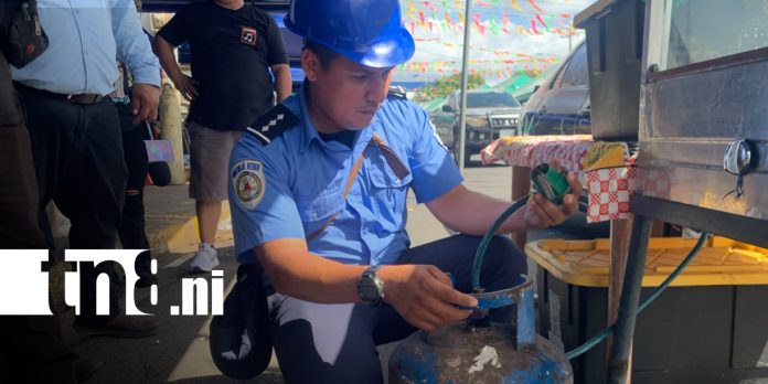 3 Foto: Bomberos Unidos afinan detalles para un Palo Lucio seguro en Cristo Rey/TN8