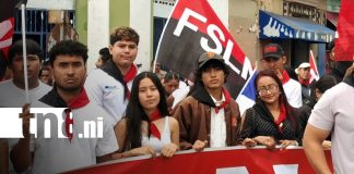 Foto: Carazo rinde homenaje a héroes y mártires de la gesta estudiantil/TN8