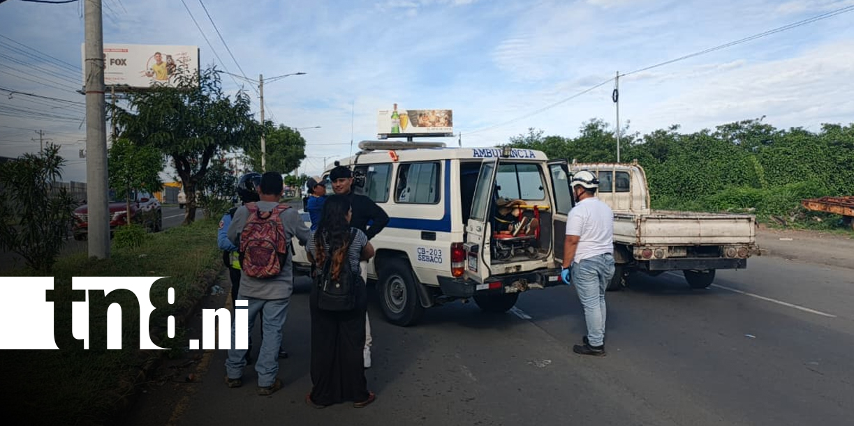 foto: Motociclista relata accidente que dejó a joven lesionada/TN8