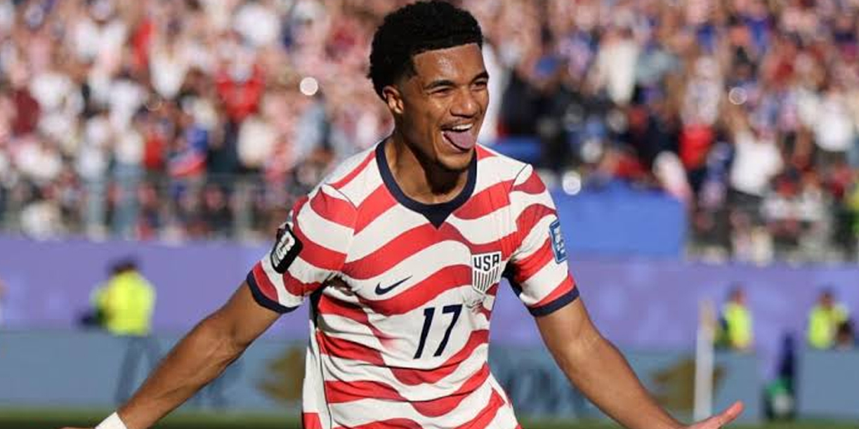Foto: Estados Unidos sufre expulsión y termina sellando la victoria ante Bosnia/Cortesía
