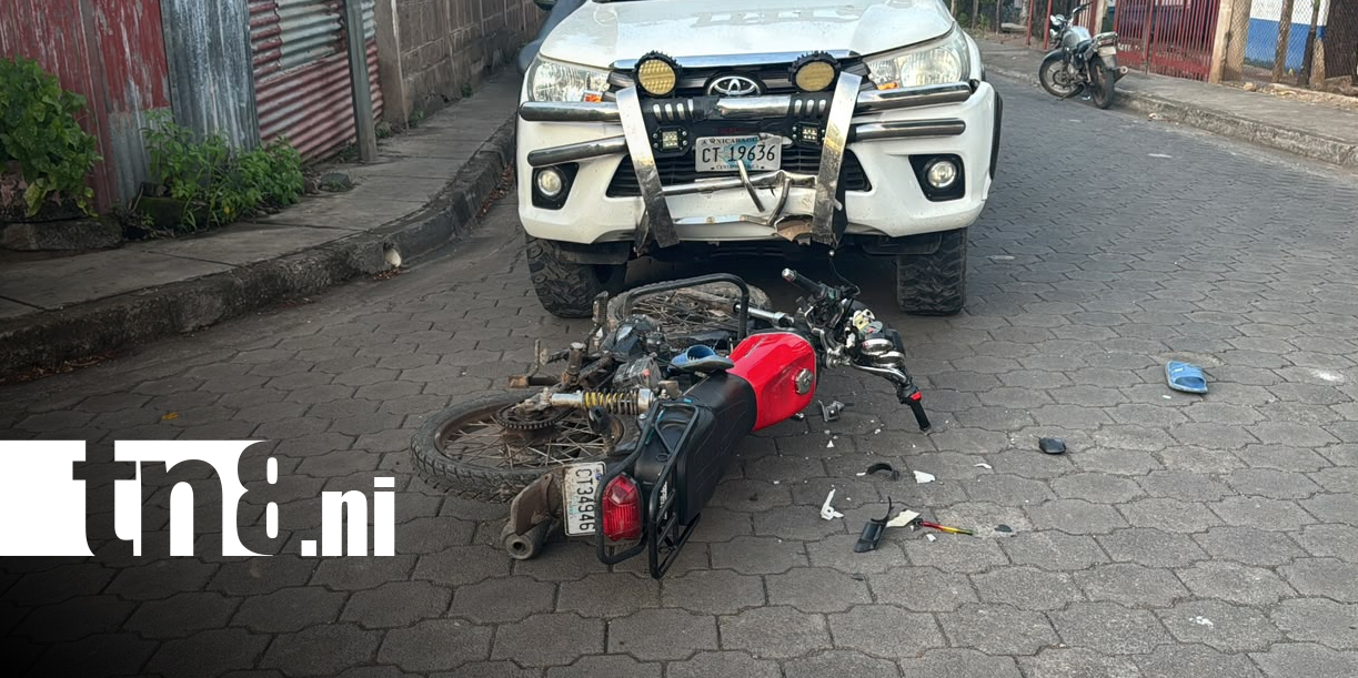 Foto: Accidente entre moto y camioneta deja lesionado en Juigalpa/TN8