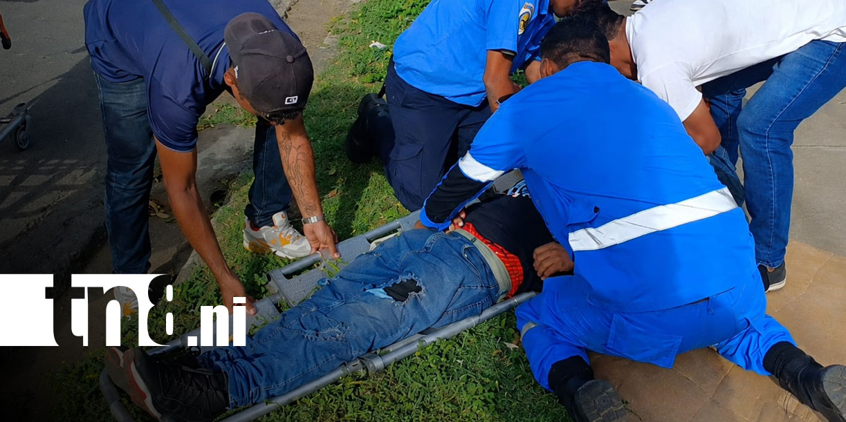 Foto: Hombre sufre convulsiones en plena vía pública en Managua/TN8