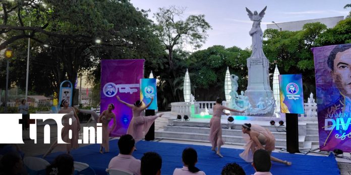 Foto: Azul de Rubén Darío cumple 138 años de publicación/TN8