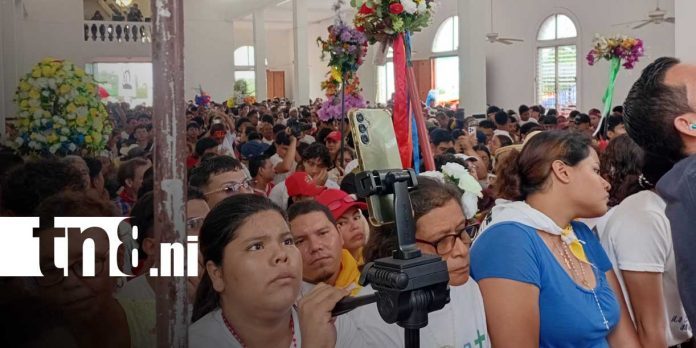 FOTO: Santo Domingo de Guzmán recorre Managua entre fe, promesas y tradición/TN8 FOTO: Santo Domingo de Guzmán recorre Managua entre fe, promesas y tradición/TN8