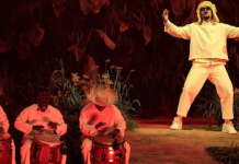“Seguimo’ Aquí”: Bad Bunny celebra sus raíces y la cultura de Puerto Rico Foto: Bad Bunny celebra sus raíces puertorriqueñas con “Seguimo’ Aquí”/Cortesía