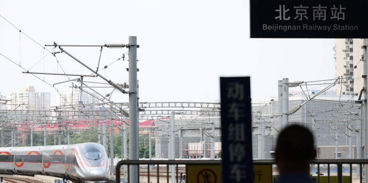 Foto: China impulsa su red con el tren más transitado/Cortesía