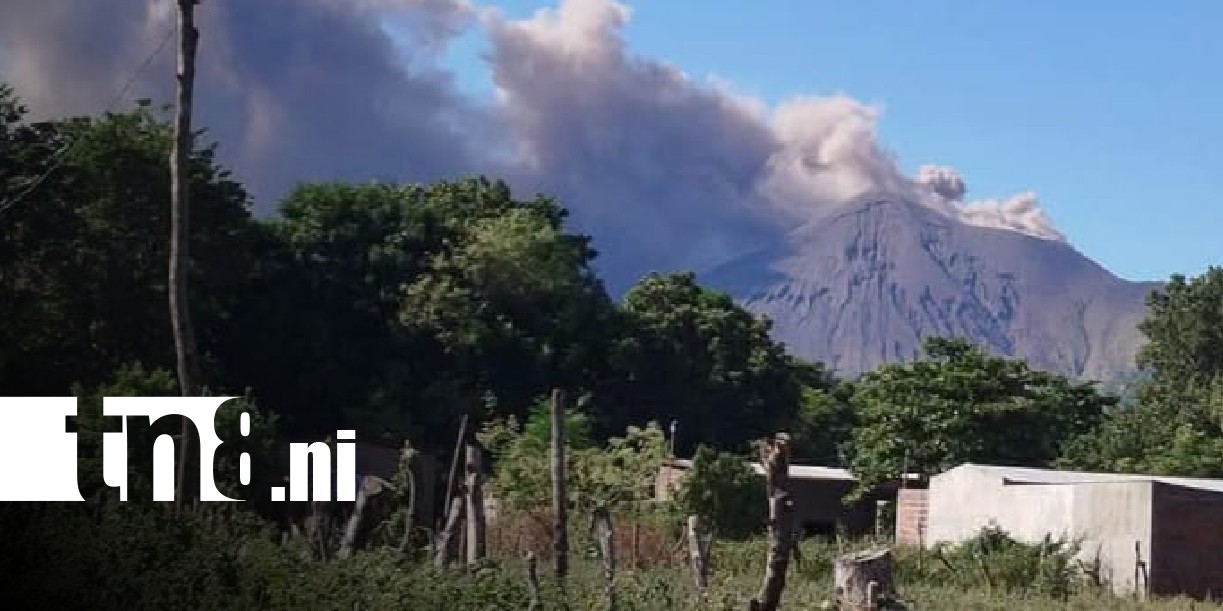 Foto: Volcán Telica registra emisión de gases y cenizas / TN8