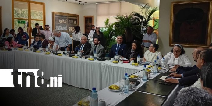 Foto: Banca de Nicaragua analiza puntos de las reformas parciales a la Constitución / TN8 Foto: Banca de Nicaragua analiza puntos de las reformas parciales a la Constitución / TN8