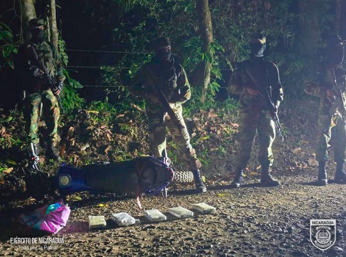 Foto: Ejército de Nicaragua incauta 5.7 kilos de cocaína en Nueva Guinea/Cortesía Foto: Ejército de Nicaragua incauta 5.7 kilos de cocaína en Nueva Guinea/Cortesía