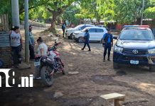 Hallan muerto a un hombre a orillas de un cauce en el barrio Laureano Mairena, Managua Foto: Hallazgo de cuerpo en un barrio de Managua / TN8