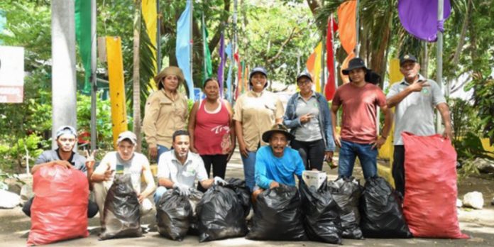 Foto: Ometepe luce más limpia: realizan jornada ambiental en Playa Punta Jesús María /Cortesía