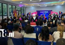 Jóvenes artistas fortalecen la identidad cultural de Nicaragua a través del arte Foto: Reconocimiento a artistas de Nicaragua en el marco del Día de la Alegría / TN8