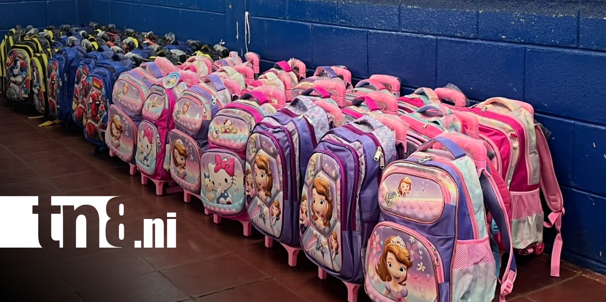 Foto: Colegio San Sebastián recibe importante donación educativa / TN8