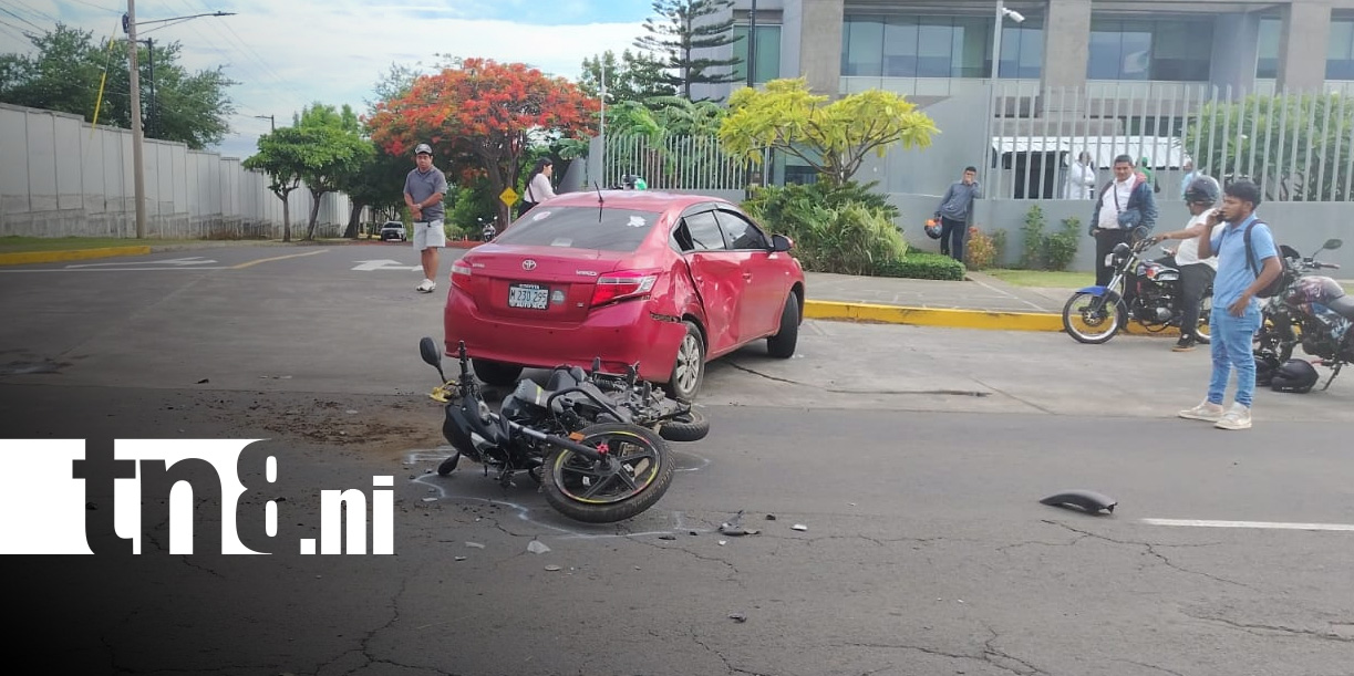 Foto: Fuerte accidente de tránsito cerca de Club Terraza, Managua / TN8