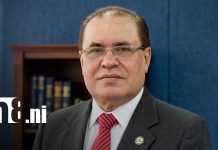 Foto: Luis Ángel Montenegro renuncia a la SIB y Sara Amelia Rosales Castellón asume el cargo
