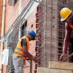 Más de 3.900 viviendas ya fueron rehabilitadas tras el sismo en La Guaira Foto: Viviendas en La Guaira: rehabilitan 3.938 tras sismo/Cortesía