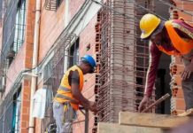 Más de 3.900 viviendas ya fueron rehabilitadas tras el sismo en La Guaira Foto: Viviendas en La Guaira: rehabilitan 3.938 tras sismo/Cortesía